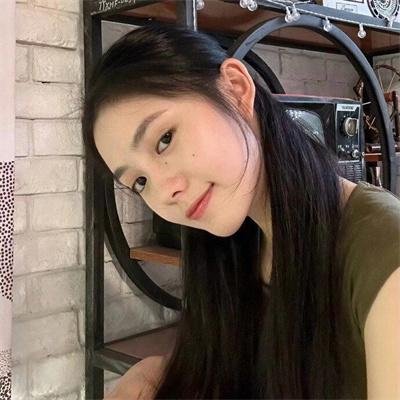 女孩不微笑